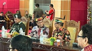 Penandatanganan MoU Rektor Universitas Palangka Raya bersama Pemerintah Kabupaten Murung Raya, diaula Gedung Rektorat UPR