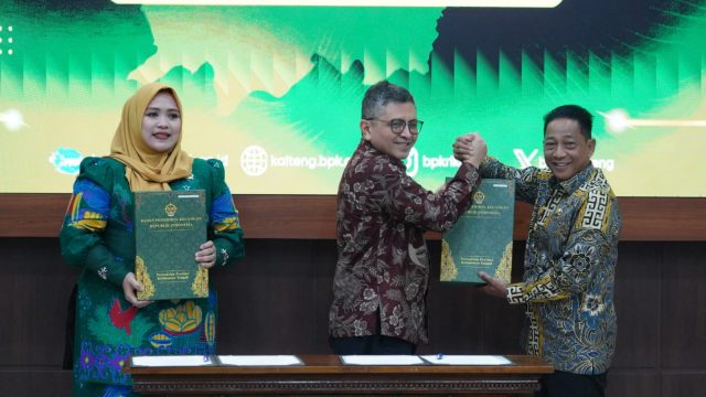 Wakil Ketua I DPRD Murung Raya bersama Bupati Murung Raya Heriyus,.S.E