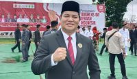 PURUK CAHU - Ketua Komisi II DPRD Kabupaten Murung Raya, Bebie, menyampaikan apresiasi kepada Persatuan Guru Republik Indonesia (PGRI) Kabupaten Murung Raya atas terjalinnya kerja sama strategis yang bertujuan meningkatkan kesejahteraan guru.