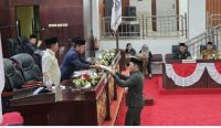 PURUK CAHU - Fraksi Partai Kebangkitan Bangsa (PKB) DPRD Kabupaten Murung Raya menyatakan menerima dan mendukung Rancangan Peraturan Daerah (Raperda) tentang Perubahan Ketiga atas Peraturan Daerah Nomor 9 Tahun 2016 tentang Pembentukan dan Susunan Perangkat Daerah.